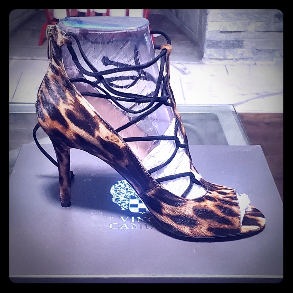 Beautiful Leopard Pony Skin Pump